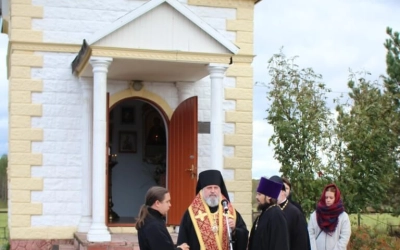 Епископ Сергий освятил мемориальную доску, увековечивающую память о военных музыкантах