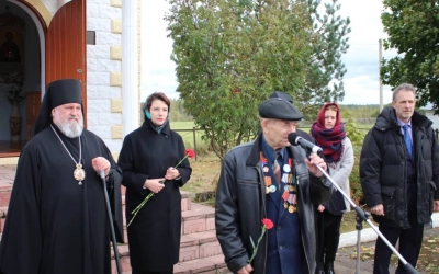 Епископ Сергий освятил мемориальную доску, увековечивающую память о военных музыкантах