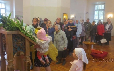 Божественная литургия в Тихвинском храме города Гагарин