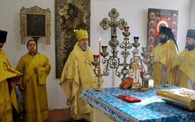 Епископ Сергий совершил Божественную литургию в Свято-Троицком кафедральном соборе г. Вязьма, в день