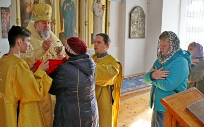 Епископ Сергий совершил Божественную литургию в Свято-Троицком кафедральном соборе г. Вязьма, в день