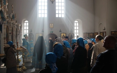 Епископ Сергий возглавил Божественную литургию в Спасо-Богородицком Одигитриевском женском монастыре