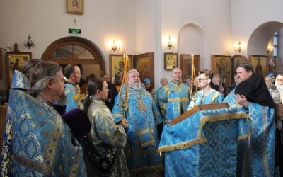 Епископ Сергий возглавил Божественную литургию в Спасо-Богородицком Одигитриевском женском монастыре