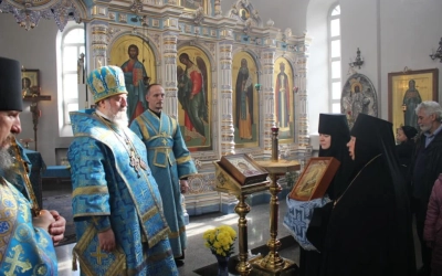 Епископ Сергий возглавил Божественную литургию в Спасо-Богородицком Одигитриевском женском монастыре