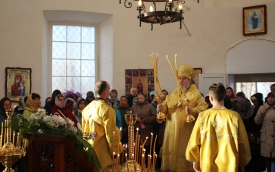 Преосвященный епископ Сергий, совершил великое освящение храма в честь Вознесения Господня