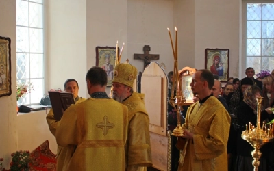 Преосвященный епископ Сергий, совершил великое освящение храма в честь Вознесения Господня