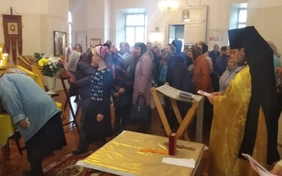 В г. Гагарин верующие встретили и поклонились православным Святыням