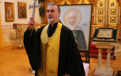 молебен с акафистом у мощей Матроны Московской