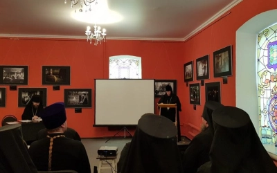 Древние монашеские традиции в условиях современности