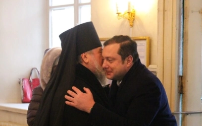 освящение и установка накупольных крестов Благовещенского собора