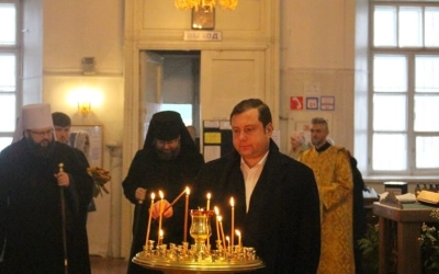 освящение и установка накупольных крестов Благовещенского собора