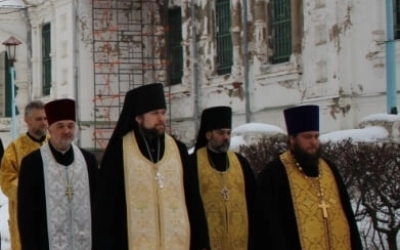 освящение и установка накупольных крестов Благовещенского собора