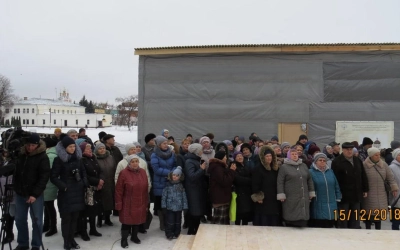 освящение и установка накупольных крестов Благовещенского собора