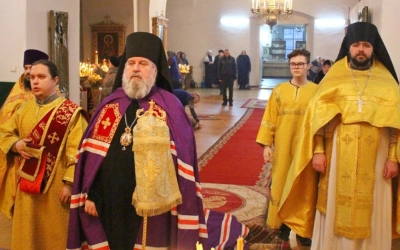 Праздничная Божественная литургия в Свято-Троицком кафедральном соборе г. Вязьма