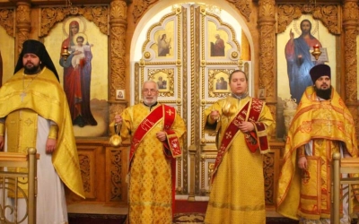 Праздничная Божественная литургия в Свято-Троицком кафедральном соборе г. Вязьма