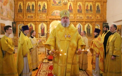 Божественная литургия в Неделю 30-ю по Пятидесятнице