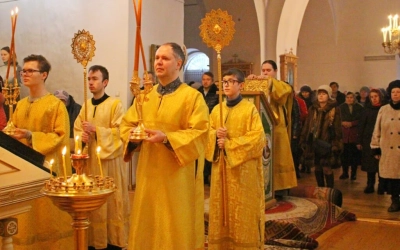 Божественная литургия в Неделю 30-ю по Пятидесятнице