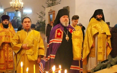 Божественная литургия в навечерие Рождества Христова (Рождественский сочельник), в Неделю Святых Оте