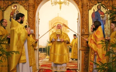 Божественная литургия в навечерие Рождества Христова (Рождественский сочельник), в Неделю Святых Оте