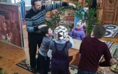 Приближается светлый праздник Рождества Христова