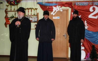 Епископ Сергий поздравил воспитанников «Дома Милосердия» п. Шиманово с Рождеством Христовым