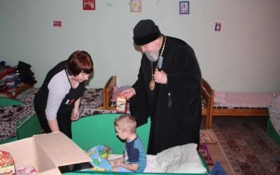 Епископ Сергий поздравил воспитанников «Дома Милосердия» п. Шиманово с Рождеством Христовым