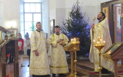Детская Рождественская Литургия в Тихвинском храме г. Гагарин