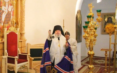 В Крещенский сочельник епископ Вяземский и Гагаринский Сергий совершил Божественную Литургию и чин В