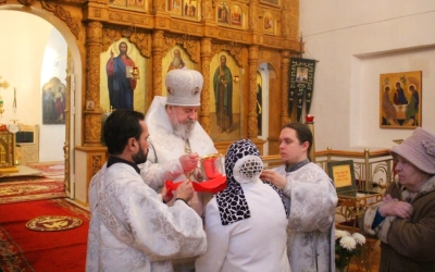 В Крещенский сочельник епископ Вяземский и Гагаринский Сергий совершил Божественную Литургию и чин В