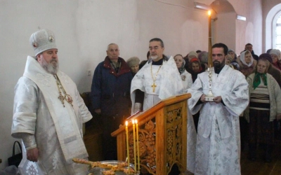 В Крещенский сочельник епископ Вяземский и Гагаринский Сергий совершил Божественную Литургию и чин В