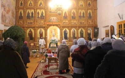 В Крещенский сочельник епископ Вяземский и Гагаринский Сергий совершил Божественную Литургию и чин В