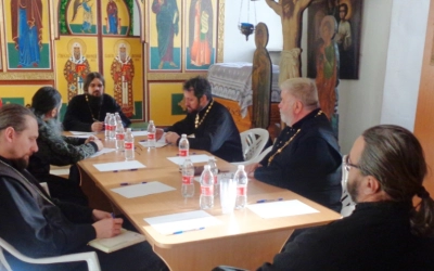 В Свято-Троицком кафедральном соборе состоялось первое собрание духовенства Угранского благочиния