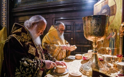 Епископ Сергий принял участие в Божественной литургии, в кафедральном соборном Храме Христа Спасител