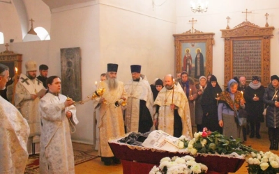 отпевание новопреставленной схимонахини Софии