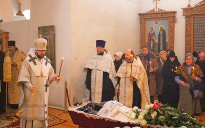 отпевание новопреставленной схимонахини Софии