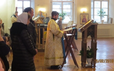 Божественная Литургия в праздник Сретения Господня в Тихвинском храме г. Гагарин