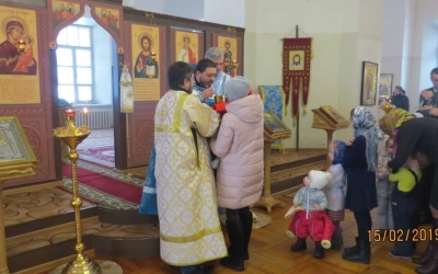 Божественная Литургия в праздник Сретения Господня в Тихвинском храме г. Гагарин