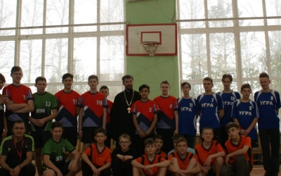 В Угранском благочинии отметили праздник Сретение Господне