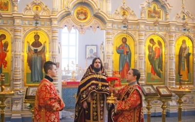 Епископ Сергий возглавил Божественную литургию в Спасо-Богородицком Одигитриевском женском монастыре