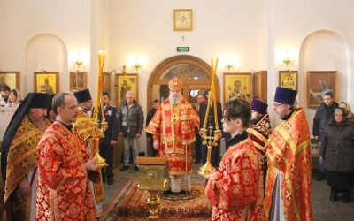 Епископ Сергий возглавил Божественную литургию в Спасо-Богородицком Одигитриевском женском монастыре