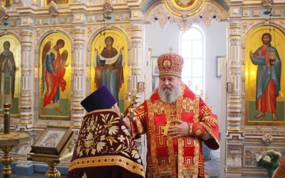 Епископ Сергий возглавил Божественную литургию в Спасо-Богородицком Одигитриевском женском монастыре
