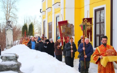 освящение престола Вознесенского храма города Гагарин, в честь Священномученика Харалампия
