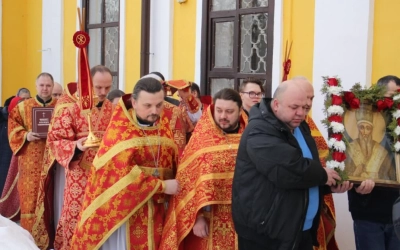освящение престола Вознесенского храма города Гагарин, в честь Священномученика Харалампия