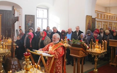 освящение престола Вознесенского храма города Гагарин, в честь Священномученика Харалампия