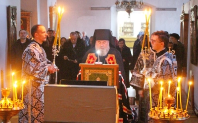 Епископ Сергий возглавил служение Великого повечерия с чтением второй части Великого покаянного кано