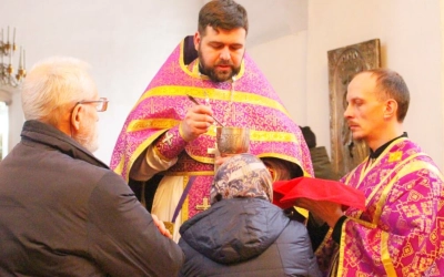 Епископ Сергий возглавил Божественную литургию в день празднования иконы Божией матери