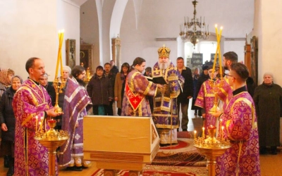 Епископ Сергий возглавил Божественную литургию в день празднования иконы Божией матери