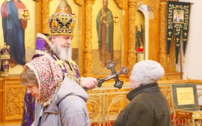 Епископ Сергий возглавил Божественную литургию в день празднования иконы Божией матери