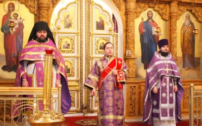 Епископ Сергий возглавил Божественную литургию в Неделю 1-ю Великого поста и день Торжества Правосла