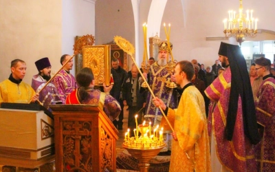 Епископ Сергий возглавил Божественную литургию в Неделю 1-ю Великого поста и день Торжества Правосла